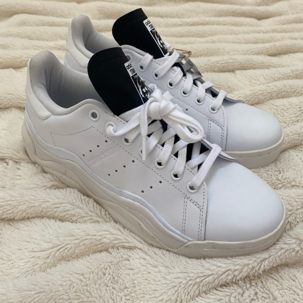 Adidas Stan Smith Millencon white black women’s sneakers - Picture 2 of 10